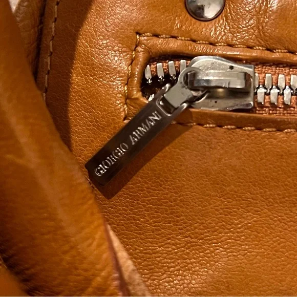 Vintage Giorgio Armani Tan Pleated Lamb Leather Shoulder Bag Satchel - Picture 10 of 15